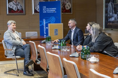 Uczestnicy spotkania,
