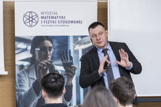 Dr S. Wolski, 