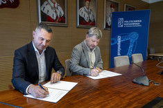 Od lewej: Ł. Zieliński, prof. P. Koszelnik, 